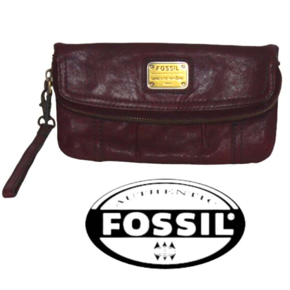 Fossil Burgundy Leather Wristlet